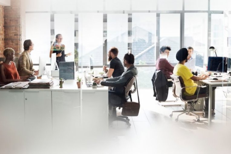 دورة إدارة العمل