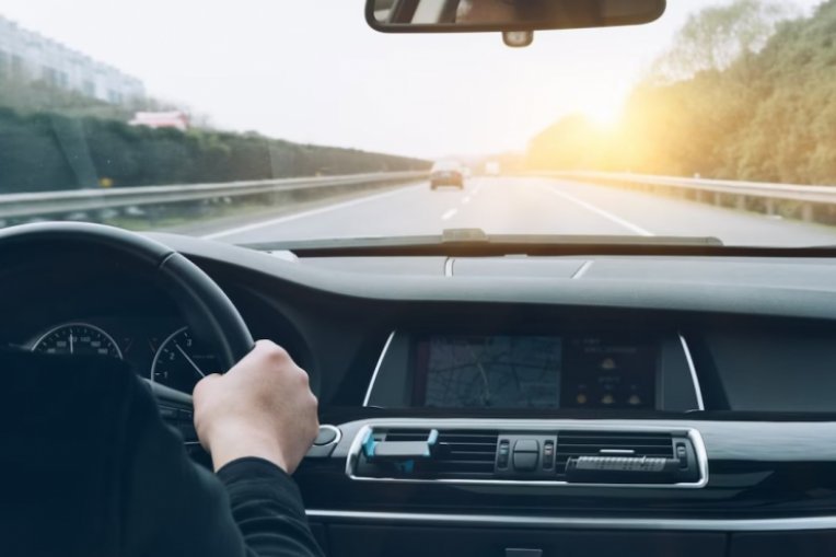 دورة تأهيل سائق باص صغير شخصي