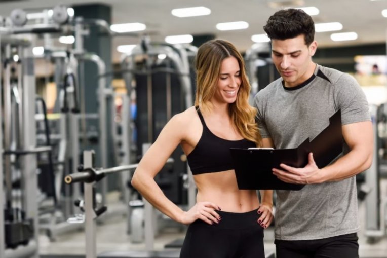 دورة تأهيل مدربي اللياقة البدنية للحصول على علاوة الاستكمال