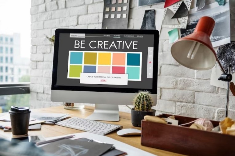 دورة دراسات التصميم الجرافيكي