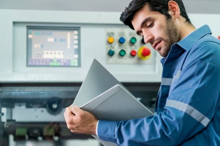 دراسات الهندسة الصناعية والعلوم الإدارية