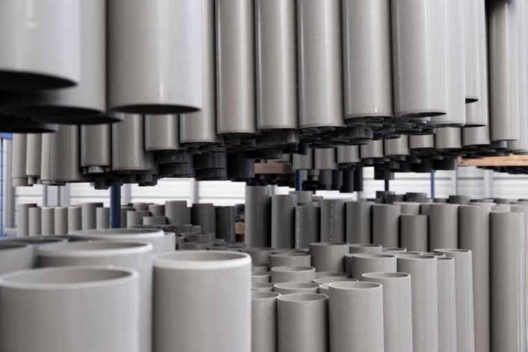 دراسات مهندس تطبيقي ميكانيكا متخصص في معالجة المواد البلاستيكية